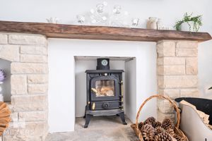 Log Burner- click for photo gallery